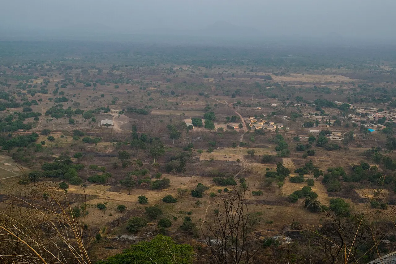 Vue de Dassa-Zoumè depuis la colline de Kamaté, centre du Bénin